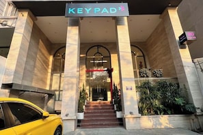 Exterior detail - Keypad Hotel - Nhân Hòa (Hanoi)