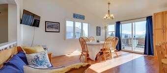 Mountain Views for Miles! Apt Near Homer Spit