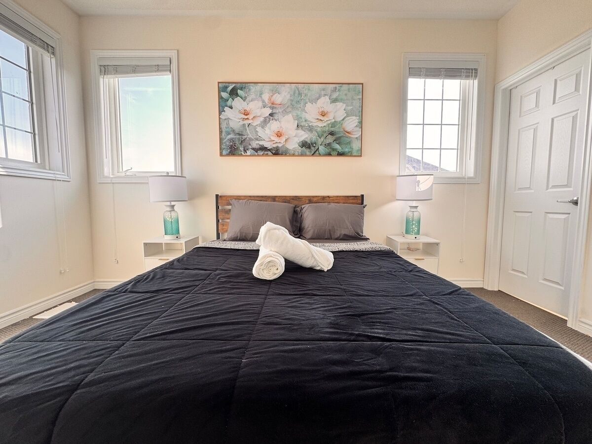 3 bedrooms, iron/ironing board, internet