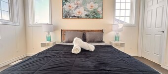 Modern Brampton Home | 3 BR 2.5 WR | Free Parking