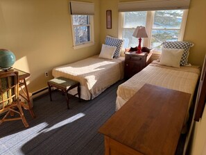 واي فاي وملاءات أسرّة