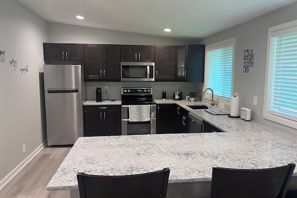 Microonde, forno, piano cottura, lavastoviglie