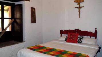 6 dormitorios, tabla de planchar con plancha, wifi y ropa de cama