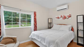 5 habitaciones, tabla de planchar con plancha, cuna de viaje y wifi
