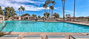 Golf Course Views: Resort Retreat in Sun Lakes