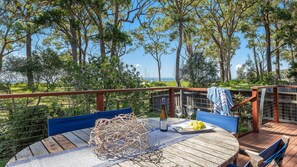 Outdoor dining - Callala on the Bay (Callala Bay)