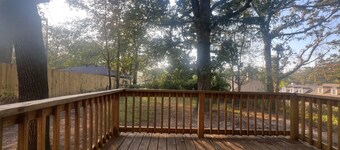 Hillcrest Luxe - 2BR with Complete Makeover & All-New Furnishings