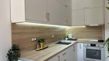 Microwave, oven, stovetop