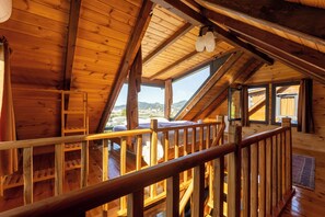 Deluxe Bungalow, Mountain View | Free WiFi - Via Bungalows Batumi (Khelvachauri)