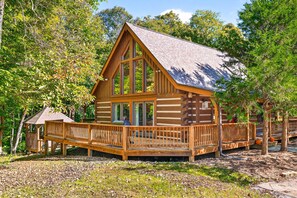 Exterior - Log Cabin Luxury Near IU & Lake Monroe (Bloomington)