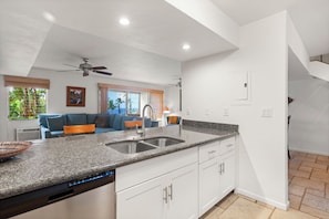 Condo, 3 Bedrooms, Ocean View | Interior