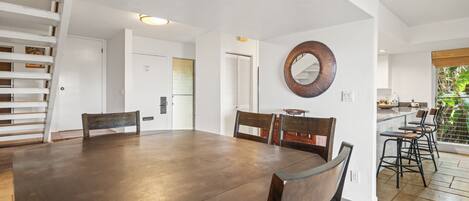 Condo, 3 habitaciones, vista al océano | Restaurantes