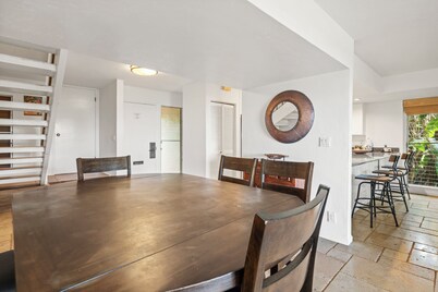 Kaanapali Plantation By Chase N Rainbows