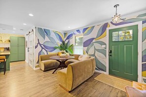 Interior - Island Getaway, Cowboy Pool, Near Downtown & Tybee (Savannah)