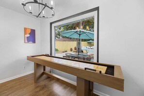 Spielezimmer