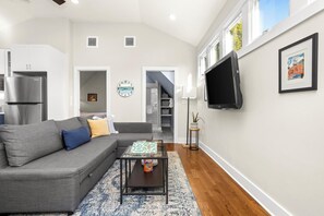 Living area - Soak up the Calm in this East Nashville Guest House w/ Private Parking (Nashville)