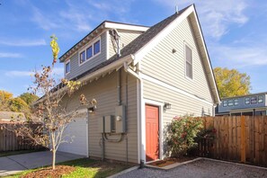 Exterior - Soak up the Calm in this East Nashville Guest House w/ Private Parking (Nashville)