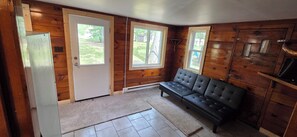 Interior - Woodhaven Cottages - Cabin 18 - Lovely Rustic 2-bedroom cabin in Indian River (Indian River)
