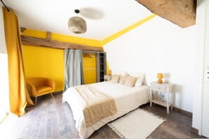 4 chambres, fer et planche Ă repasser, accĂšs au Wi-Fi (inclus)