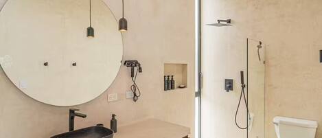 Shower, hair dryer, towels, soap