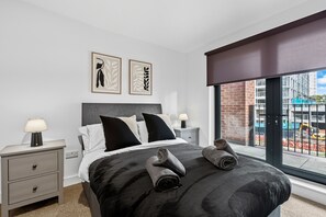 2 chambres, fer et planche Ă repasser, Wi-Fi, literie fournie