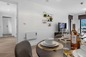 Unclassified image, 4 of 62, button