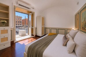 1 dormitorio, tabla de planchar con plancha, wifi y ropa de cama