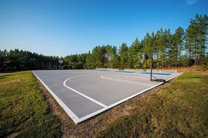 Sport court