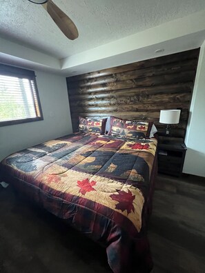 4 Schlafzimmer, Bügeleisen/Bügelbrett, WLAN, Bettwäsche