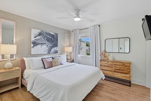 3 habitaciones, tabla de planchar con plancha, wifi y ropa de cama 