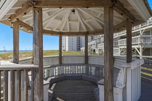 Property grounds - Palm Haus at Southbay by the Gulf- Steps to Beach - 3BR Destin - 2 Pools (Destin)