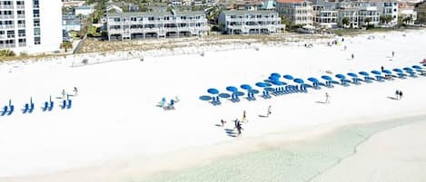 Sillas reclinables de playa, toallas de playa