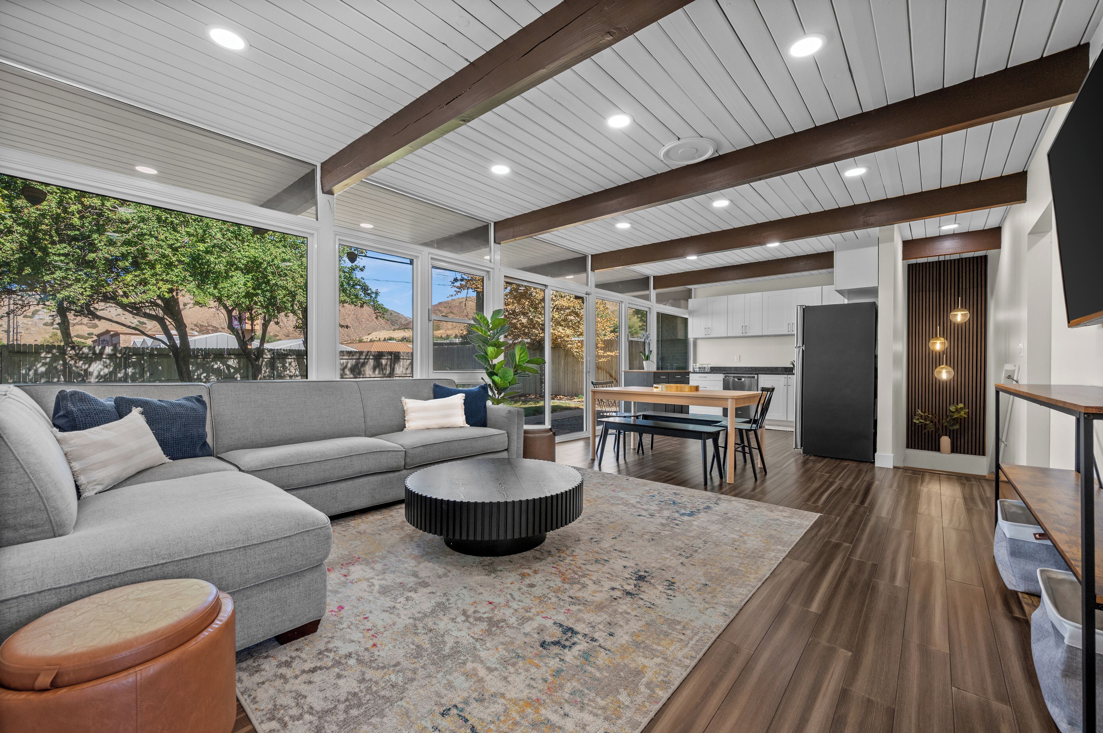 تلفزيون ذكي