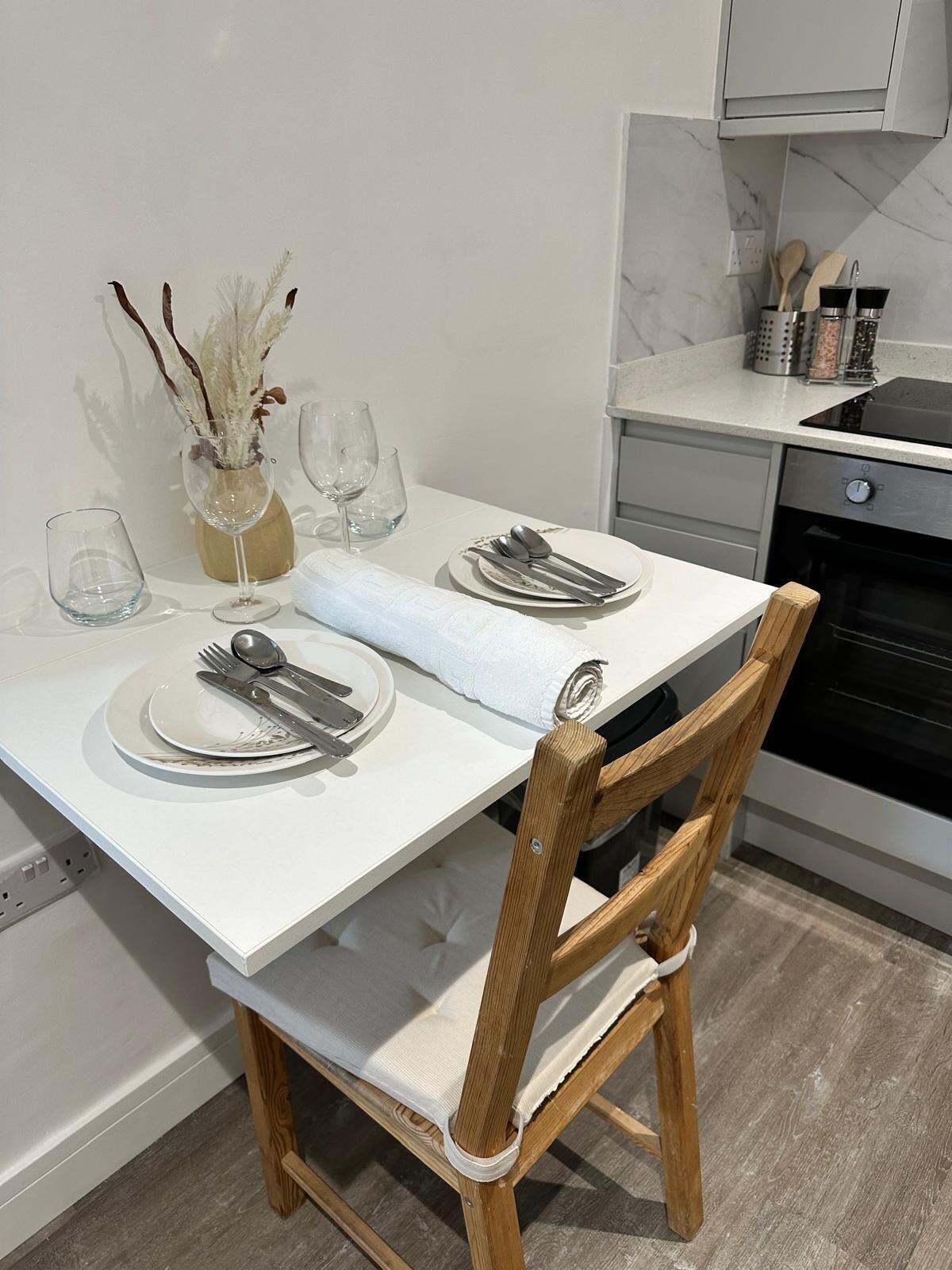 Fridge, electric kettle, toaster, cookware/dishes/utensils