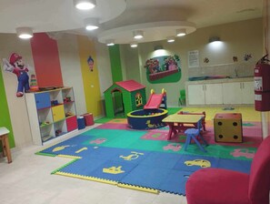 Children’s area - Apartment, PRIVATE & PANORAMIC. Near MIRAFLORES & BEACHES. Pool Gym Private Park (Lima)