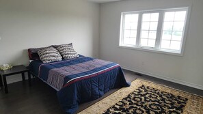 4 soveværelser, strygejern/strygebræt, internetforbindelse, sengetøj