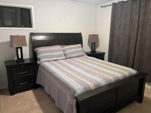 2 chambres, fer et planche à repasser, accès au Wi-Fi (inclus)