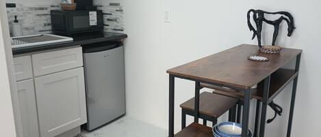 Fridge, microwave, toaster, blender