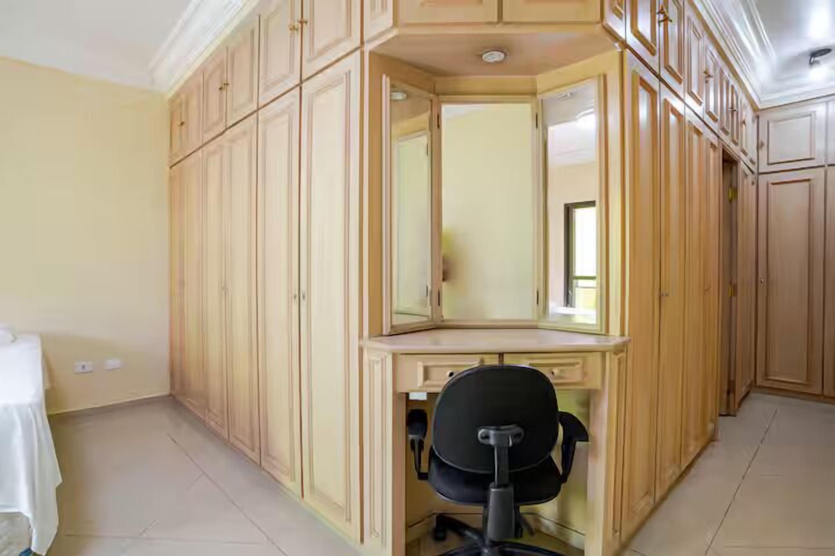 Deluxe Suite, Balcony, Pool View | Blackout drapes, iron/ironing board, free WiFi