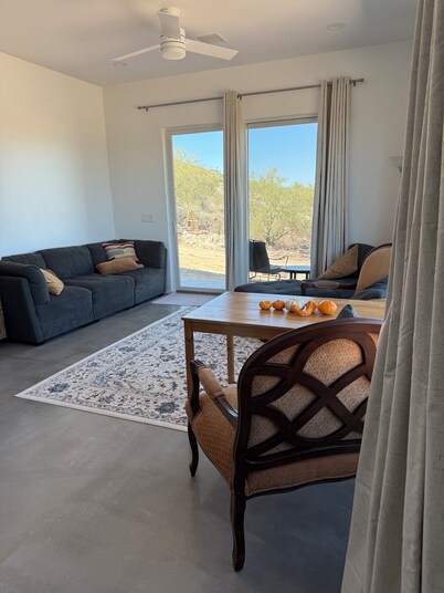 Serene 1 bedroom casita with stunning mountain views in northern Phoenix desert