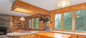 Charming 2-bedroom cabin in Waynesville
