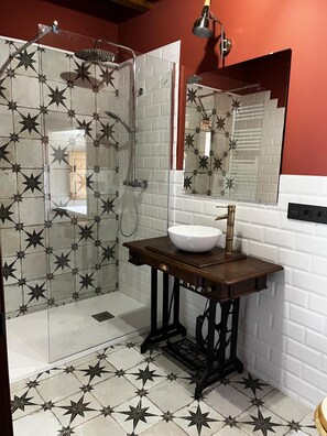 Shower, hair dryer, towels - El Rinconcito de Cinderellana (La Revilla)