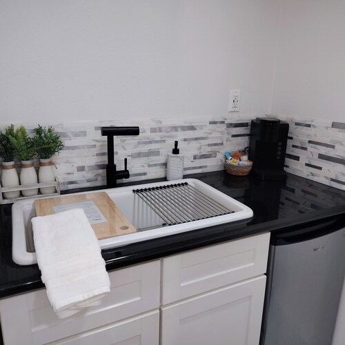 Charming Studio in Roseville