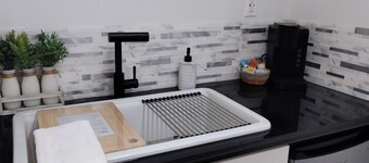 Charming Studio in Roseville