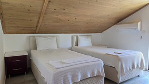 5 عدّة غرف نوم ومكواة/لوح كي وواي فاي وملاءات أسرّة