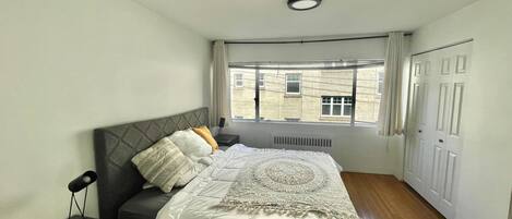 2 bedrooms, Internet