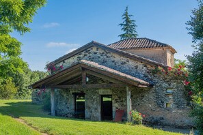 Exterior - Les Petites Écuries de la Goujatte - Charme, confort  et  nature à Montagnac-sur-Lède (MONTAGNAC SUR LEDE)