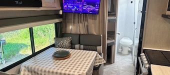 Cozy RV Stay · 21ft Trailer with Wi-Fi & Comfort