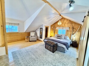 2 عدّة غرف نوم ومكواة/لوح كي وسرير سفر وواي فاي مجانًا