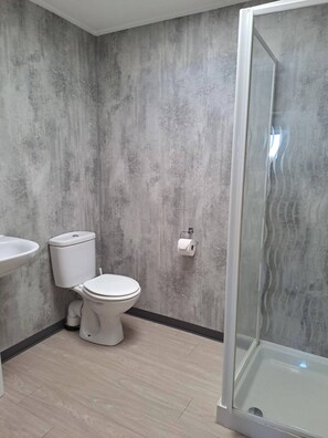 Leilighet, 1 soverom, tilgjengelighetstilpasset | Bad